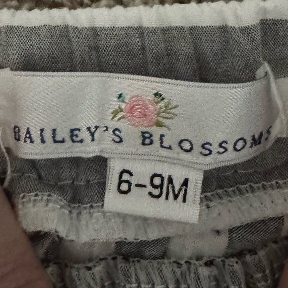 Bailey’s Blossom Striped Gray Skirt 6-9mo - Picture 3 of 3